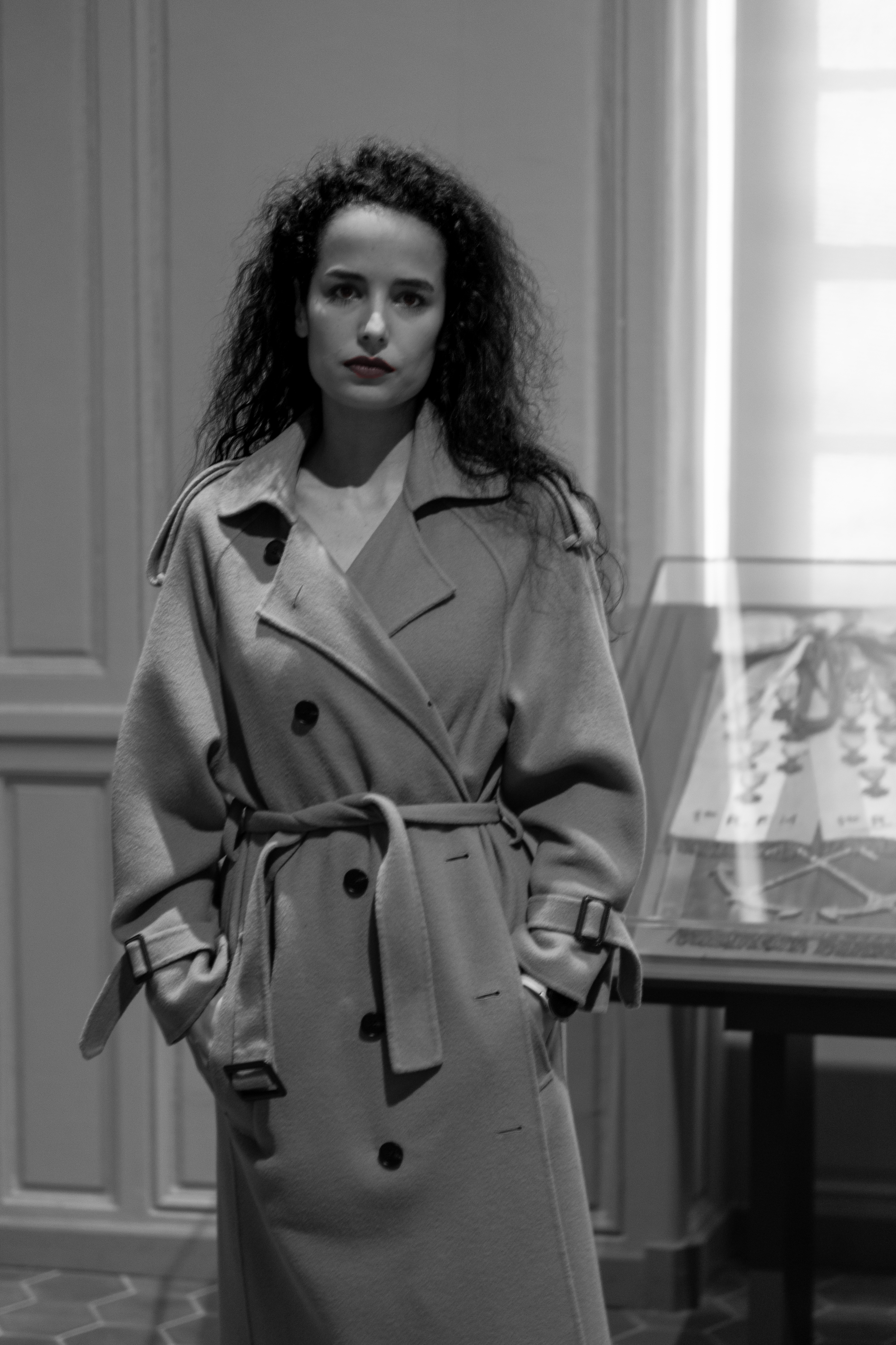Maîtresse de luxe et domination psychologique pour dirigeants à Paris